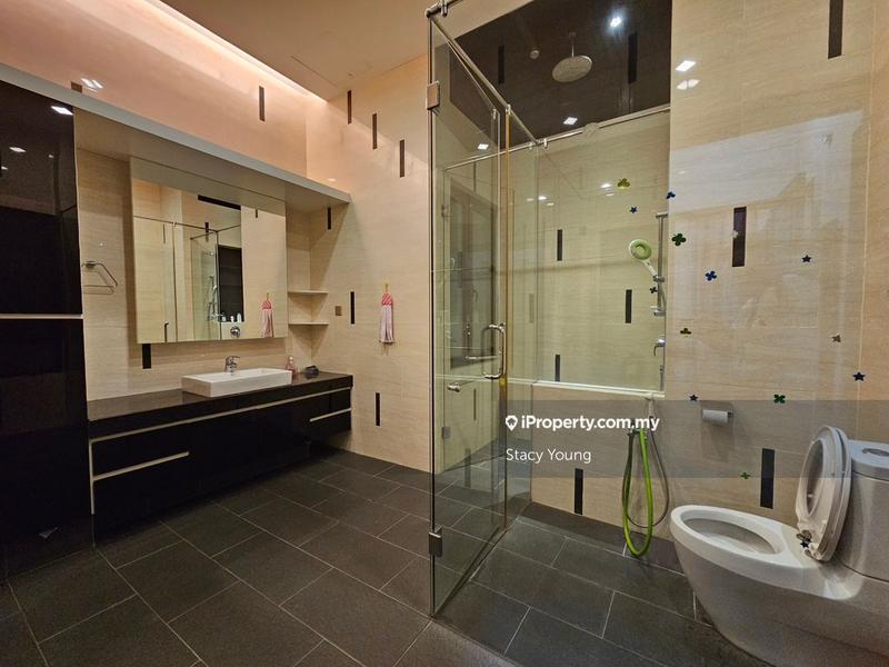 Bungalow House for Sale in Taman Bukit Serdang, Seri Kembangan by Stacy Young - iProperty.com.my