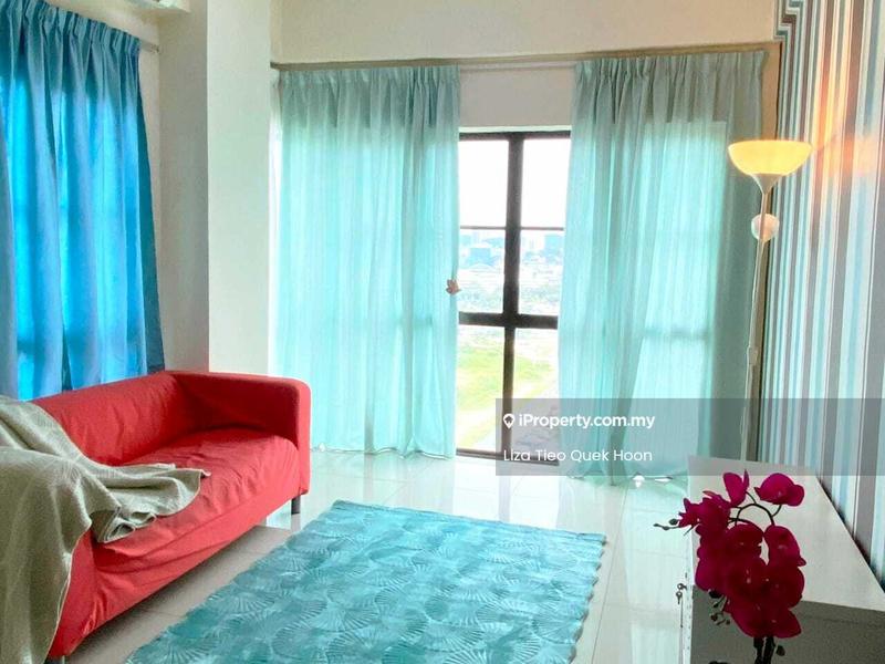 Condominium for Sale in Park 51 Residency by Liza Tieo - Living Room - iProperty.com.my