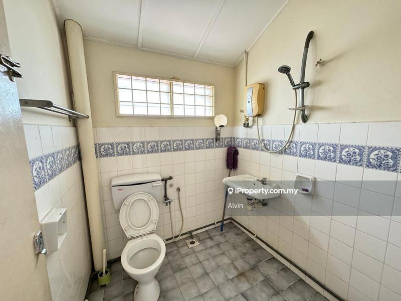 2-storey Terraced House for Sale in Taman Cheng Perdana, Cheng by Alvin - iProperty.com.my