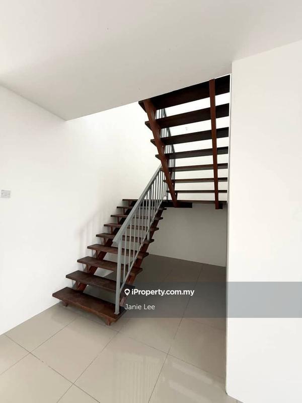 1.5-storey Terraced House for Sale in Tanjung Karang, Kuala Selangor by Janie Lee - iProperty.com.my