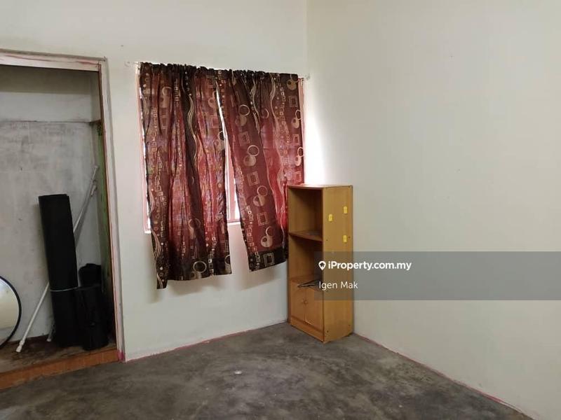Flat for Sale in Taman Kobena by Igen Mak - iProperty.com.my