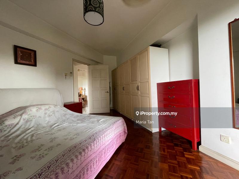 Condominium for Sale in Pantai Panorama Condominiums by Maria Tan - iProperty.com.my