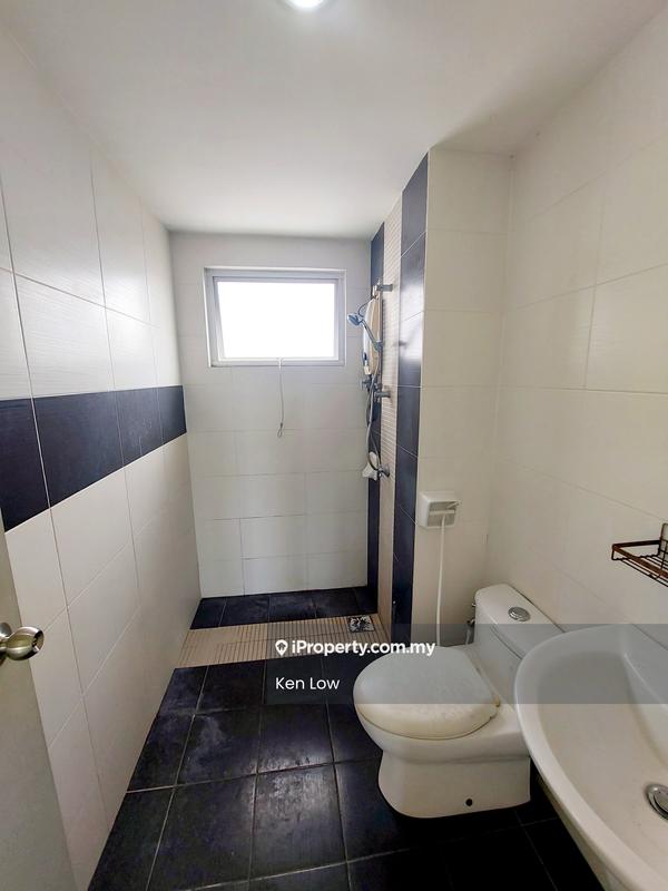 Condominium for Rent in Tiara ParkHomes by Ken Low - Bathroom - iProperty.com.my