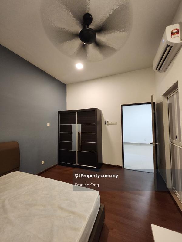 Kediaman Servis untuk Dijual di SkyVille 8 @ Benteng 8 oleh Frankie Ong - iProperty.com.my
