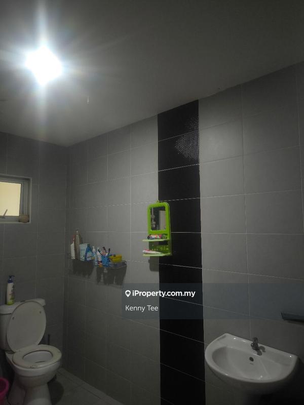 1-storey Terraced House for Sale in Pinggiran Senawang, Senawang by Kenny Tee - iProperty.com.my