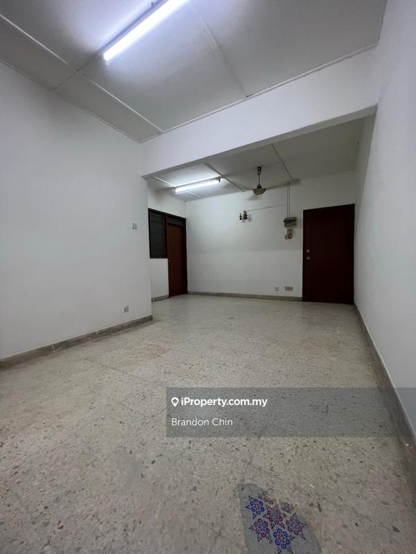 For Rent - Happy Garden Apartment