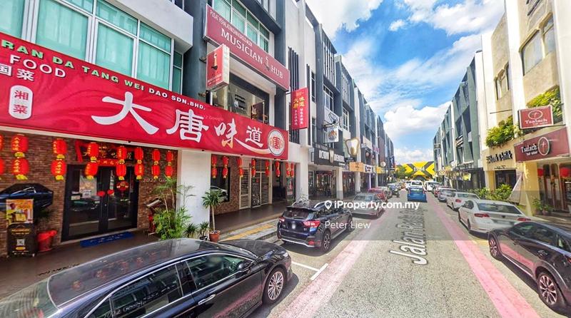 For Sale - PROI 4% ABOVE BANDAR BARU SRI PETALING, FULLY TENNATED, GOOD ROI, RARE UNIT, HOTSPOT AREA
