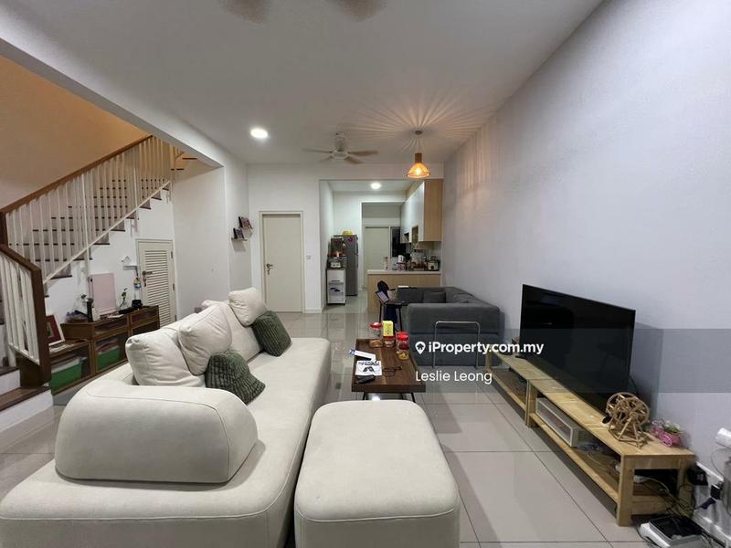 2-storey Terraced House for Sale in Kota Emerald, Rawang by Leslie Leong - Living Room - iProperty.com.my