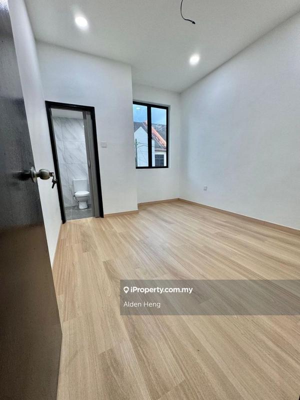 2-storey Terraced House for Sale in Bandar Baru Permas Jaya, Permas Jaya by Alden Heng - iProperty.com.my