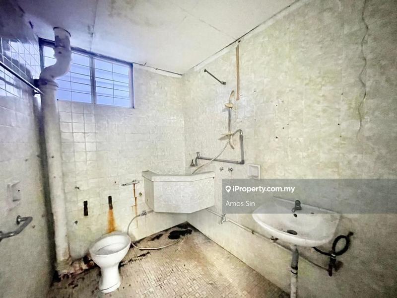 2-storey Terraced House for Sale in Taman Green Lane, Jelutong by Amos Sin - iProperty.com.my