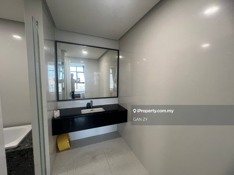 Kediaman Servis untuk Disewa di Mayfair Residences @ Pavilion Embassy oleh GAN ZY - iProperty.com.my