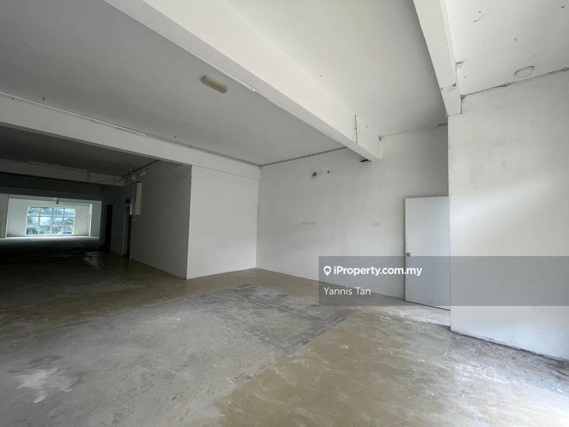 For Rent - Jalan Radin Bagus Mainroad First Floor