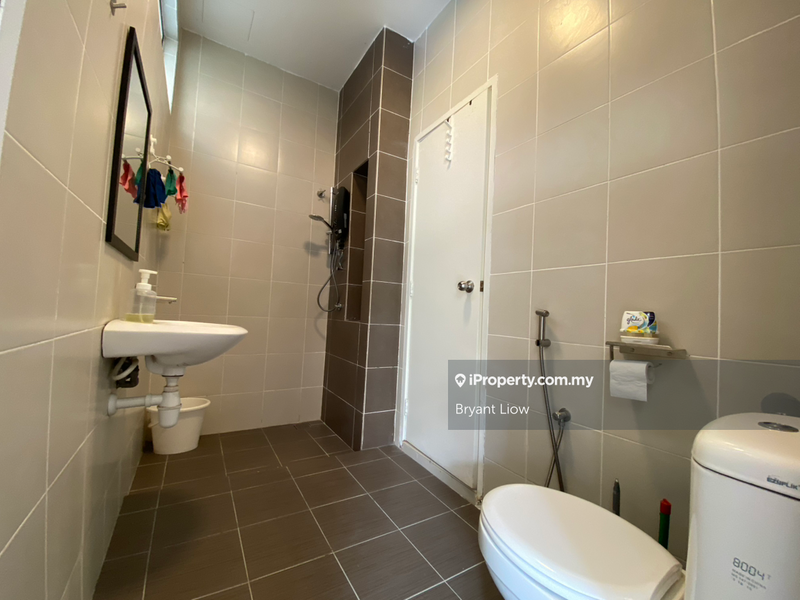 Rumah Berangkai 2 Tingkat untuk Disewa di Country Villa Corner MITC Vista, Ayer Keroh oleh Bryant Liow - iProperty.com.my