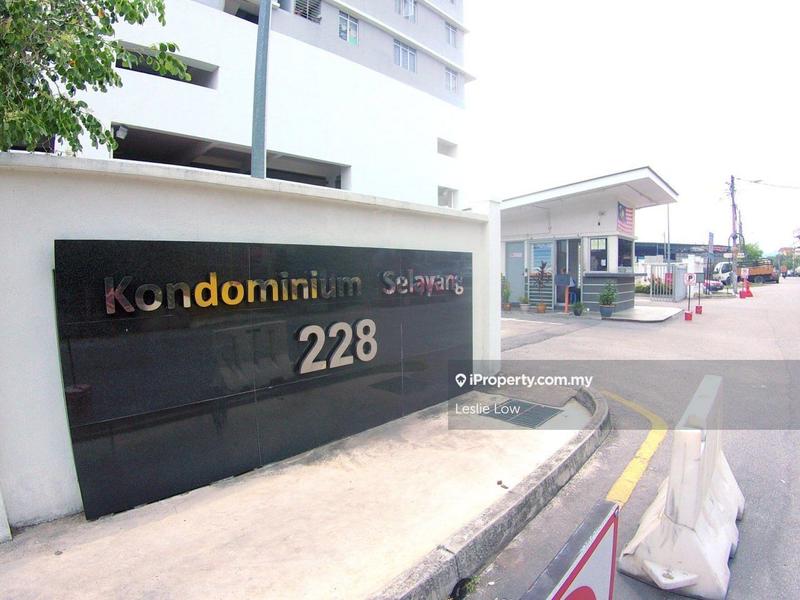 For Sale - 228 Kondominium