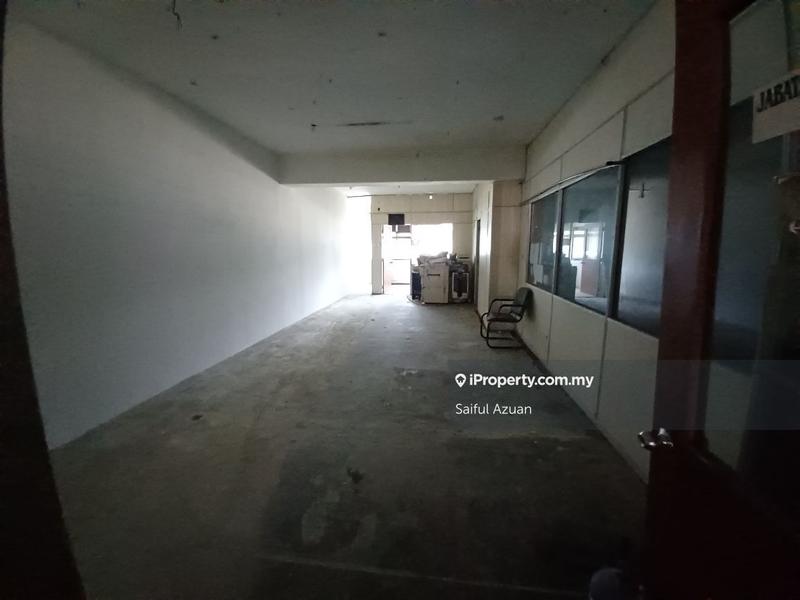 Shop-Office for Rent in ha38v, Ulu Kelang by Saiful Azuan - iProperty.com.my