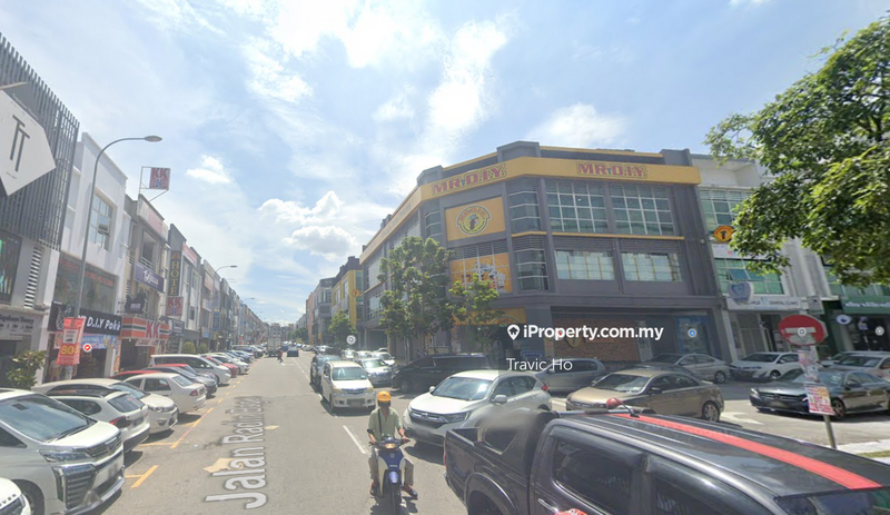Shop for Rent in Bandar Baru Sri Petaling, Sri Petaling by Travic Ho - iProperty.com.my
