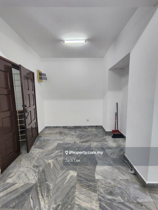 Rumah Berangkai 2 Tingkat untuk Dijual di Bandar Utama 10, Bandar Utama oleh Jack Lee - iProperty.com.my