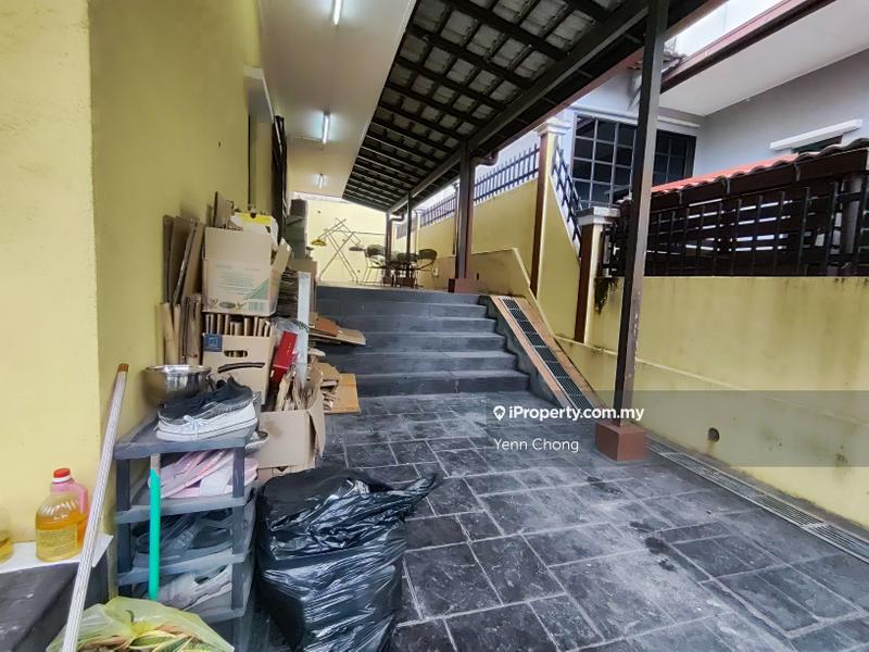 Semi-Detached House for Sale in Taman Yarl, Jalan Klang Lama (Old Klang Road) by Yenn Chong - iProperty.com.my