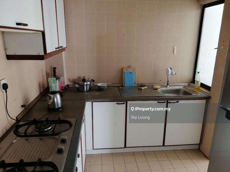 Kondominium untuk Dijual di Pantai HillPark 1 oleh Sky Loong - iProperty.com.my