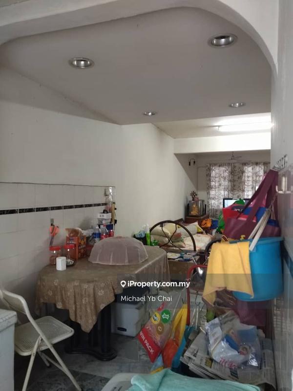2-storey Terraced House for Sale in Taman Bukit Serdang, Seri Kembangan by Michael Yb Chai - iProperty.com.my