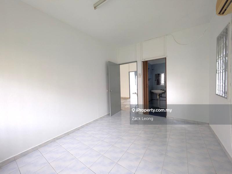 Apartment for Sale in Desa Pandan Baiduri Apartment Block C1 by Zack Leong - iProperty.com.my
