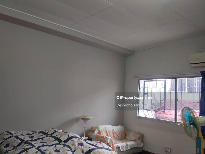 Semi-Detached House for Sale in Damansara Jaya, Petaling Jaya by Desmond Tan - iProperty.com.my