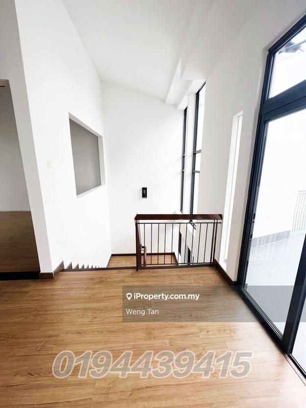 3-storey Terraced House for Sale in Laman Glenmarie, Glenmarie by Weng Tan - iProperty.com.my