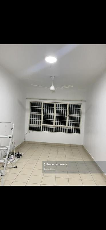 Pangsapuri untuk Dijual di Serdang Raya Court Apartment oleh Rachel Lee - iProperty.com.my