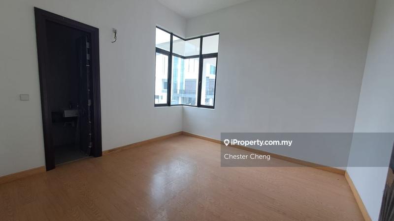 Semi-Detached House for Sale in Subang Jaya, Selangor by Chester Cheng - iProperty.com.my
