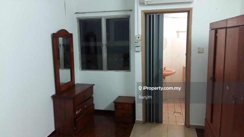 Condominium for Sale in Palm Court Condominium by Ranjith - iProperty.com.my