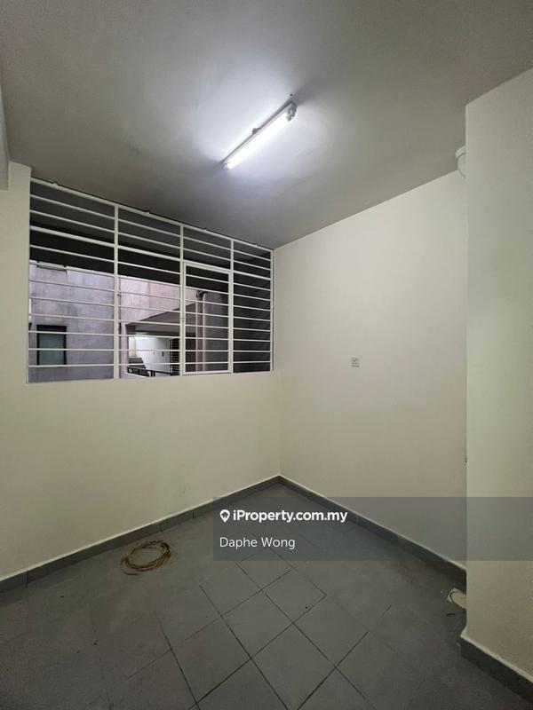 For Sale - The Z Residence