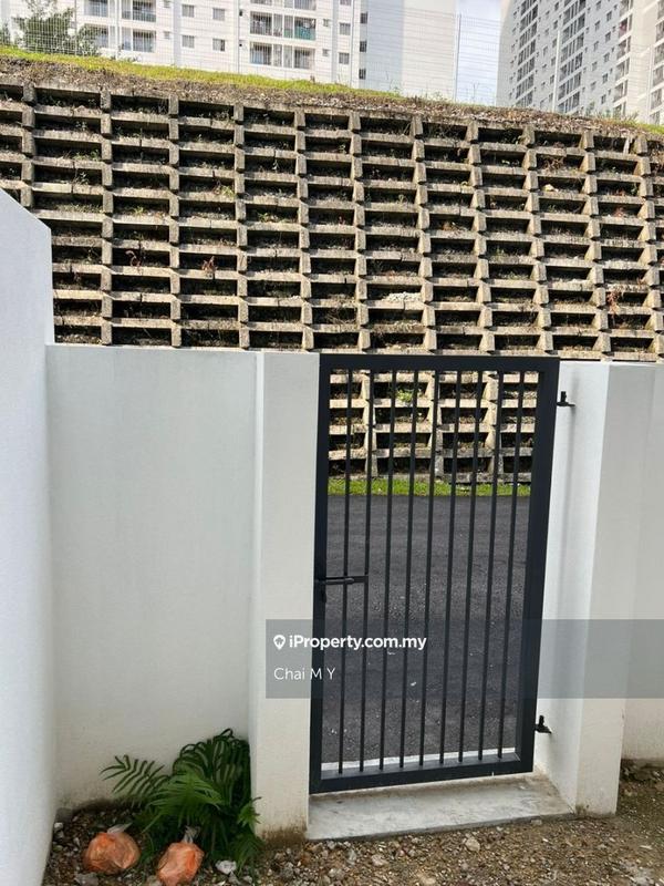 Rumah Berangkai 2 Tingkat untuk Dijual di Bandar Kinrara Seksyen 8, Bandar Kinrara oleh Chai M Y - iProperty.com.my