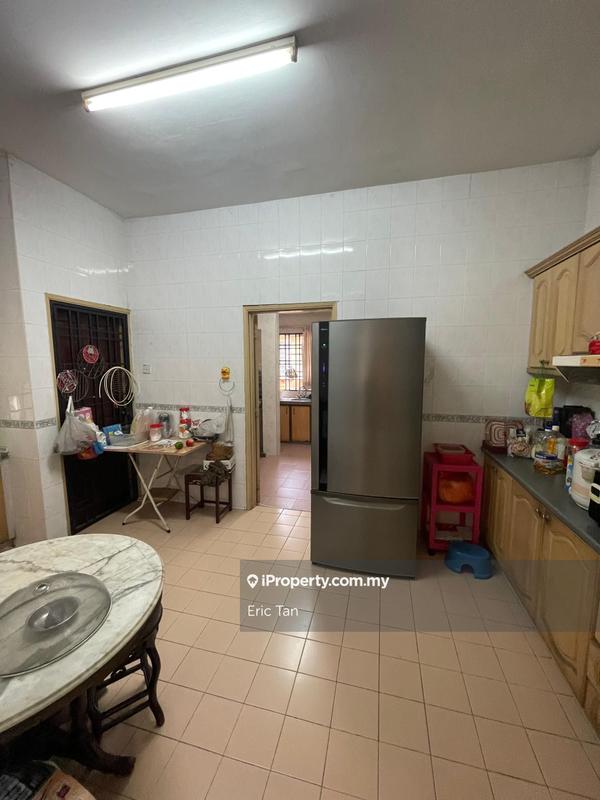 Rumah Berangkai 2 Tingkat untuk Dijual di Bukit Jelutong, Shah Alam oleh Eric Tan - iProperty.com.my