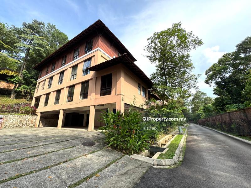 For Sale - Town Villias @ Bukit Gita Bayu