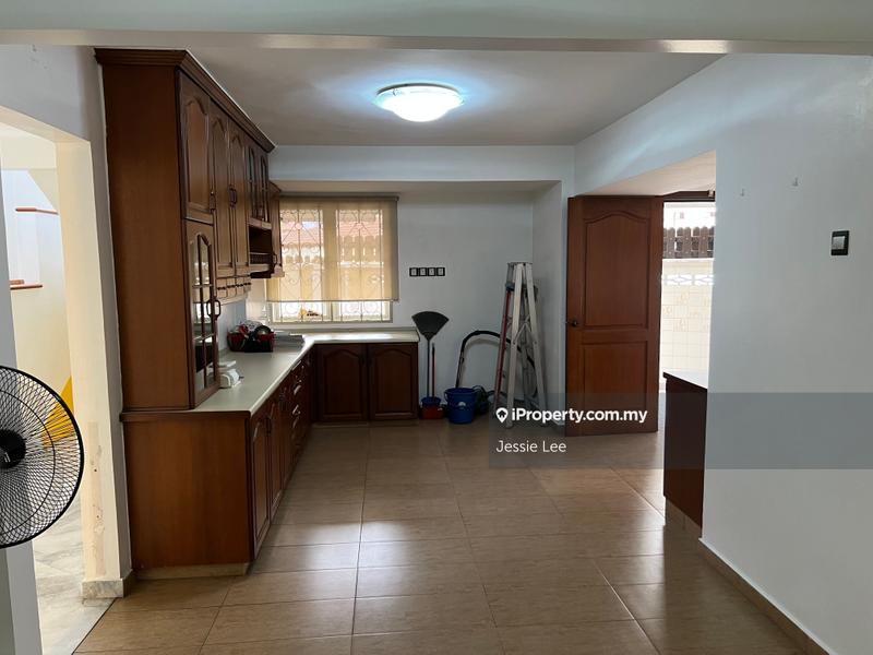 Rumah Berangkai 2 Tingkat untuk Dijual di SS15, Subang Jaya oleh Jessie Lee - iProperty.com.my
