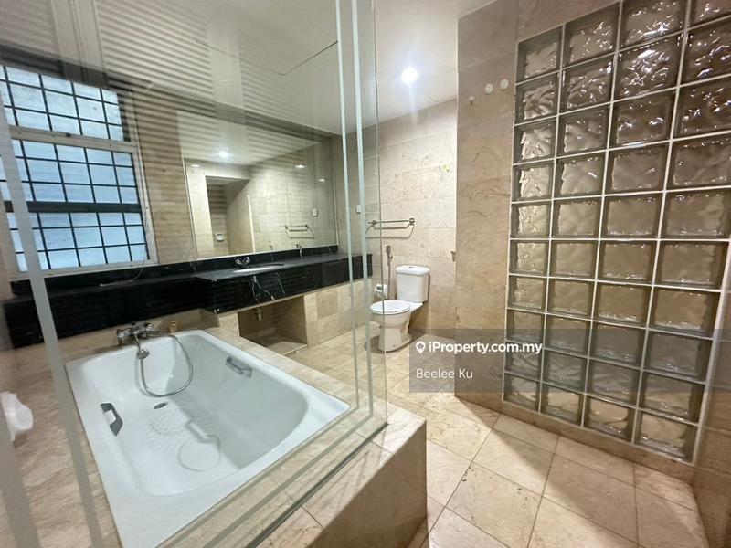 For Sale - 202 DC (Desa Cahaya)