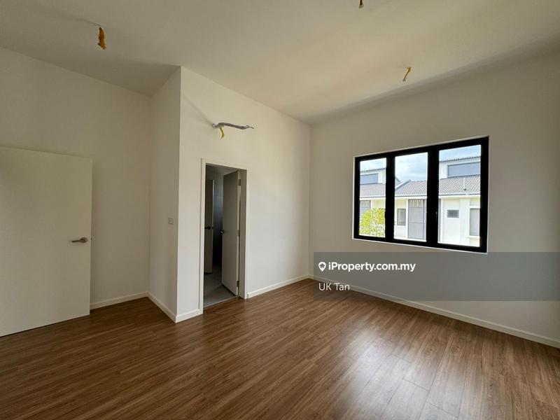 Semi-Detached House for Sale in Bandar Tropicana Aman, Telok Panglima Garang by UK Tan - iProperty.com.my