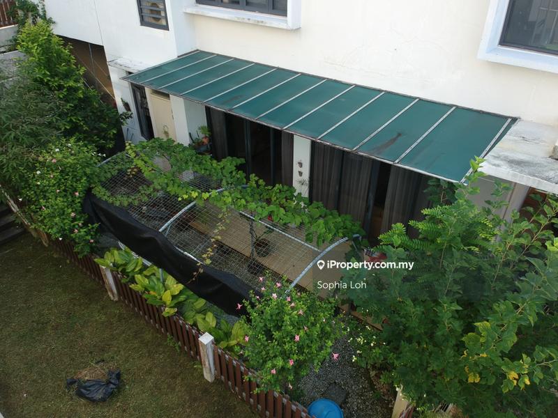 Semi-Detached House for Sale in Equine park, Seri Kembangan by Sophia Loh - iProperty.com.my