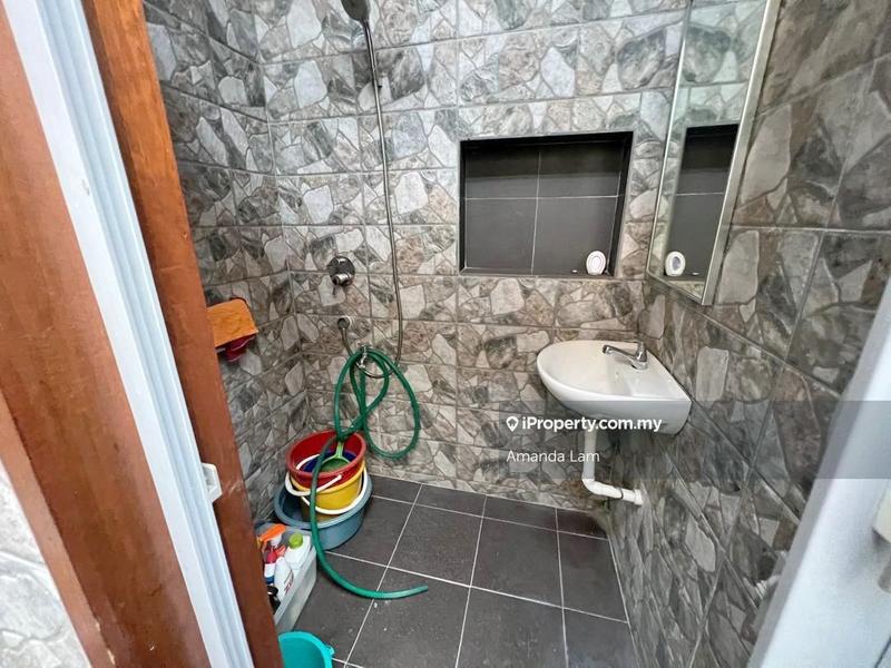 Rumah Berangkai 1 Tingkat untuk Dijual di Jelutong, Penang oleh Amanda Lam - iProperty.com.my