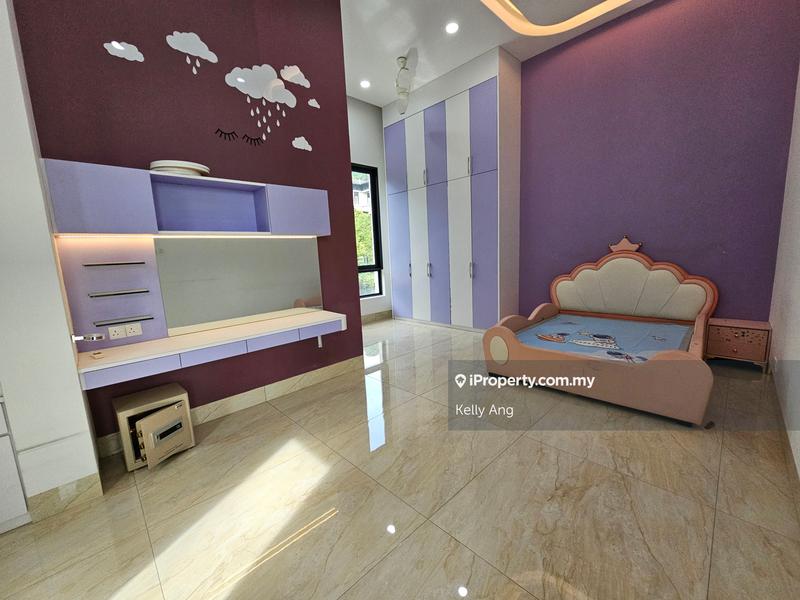 Banglo untuk Dijual di KL City Centre, Kuala Lumpur oleh Kelly Ang - iProperty.com.my