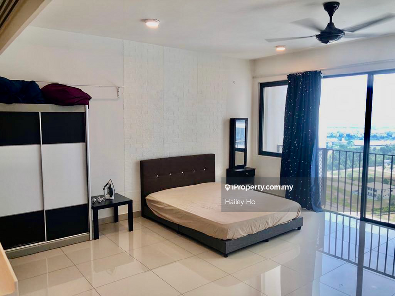 Service Residence for Rent in Trefoil by Hailey Ho - iProperty.com.my