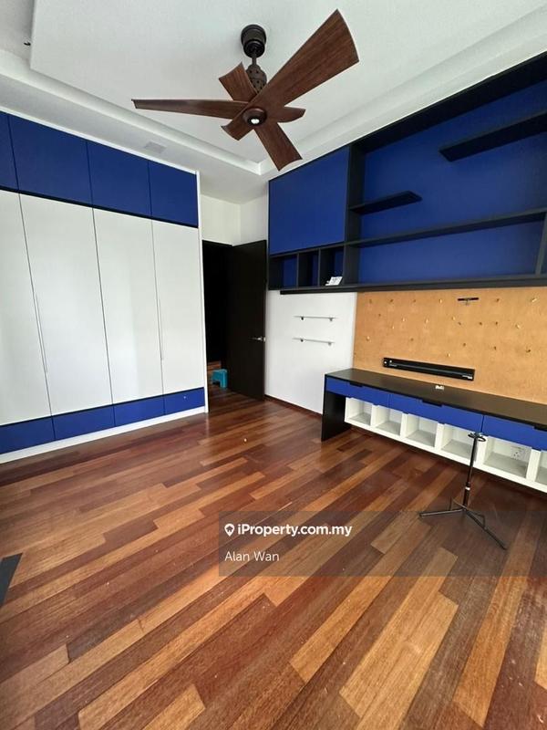 Bungalow House untuk Dijual di Lakefront Villa, Cyberjaya oleh Alan Wan - iProperty.com.my