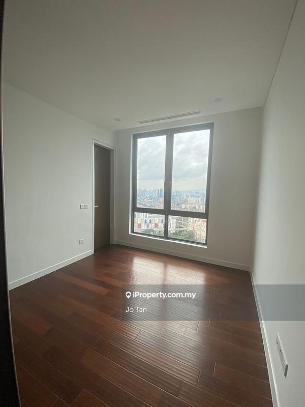 For Sale - D'Rapport