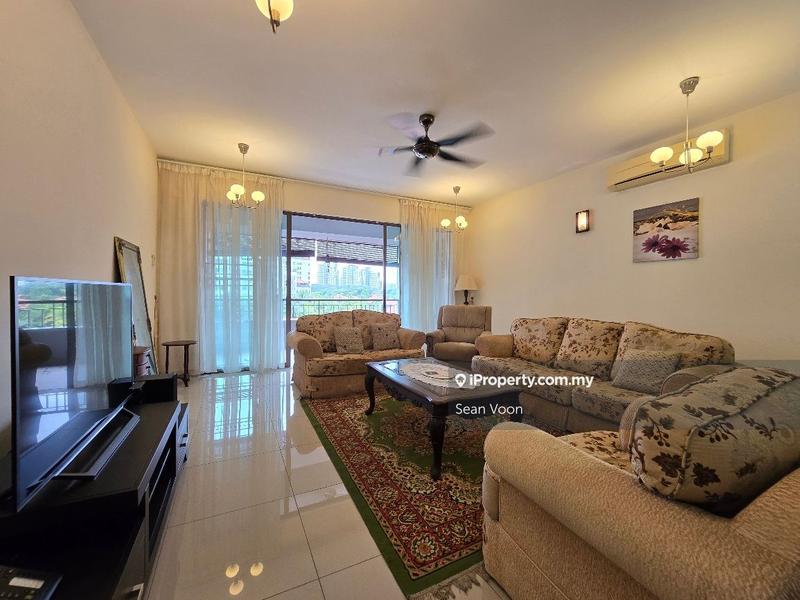 For Sale - Ara Hill Condominium