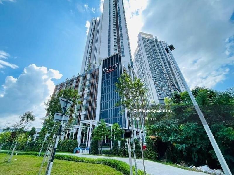 For Sale - The Valley Residences @ SkySierra