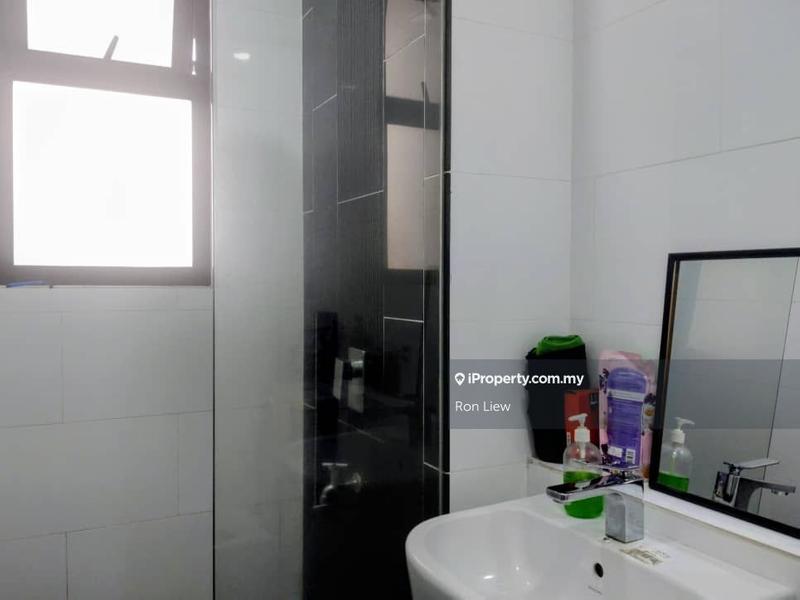 Service Residence for Rent in Ten Kinrara by Ron Liew - iProperty.com.my