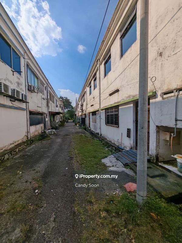 Shop / Office untuk Dijual di Taman Tasik Semenyih, Semenyih oleh Candy Soon - iProperty.com.my
