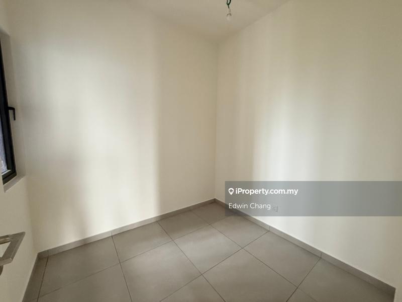 Kediaman Servis untuk Dijual di D'Ivo oleh Edwin Chang - iProperty.com.my