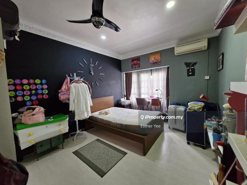 Bungalow House for Sale in Taman Ampang Utama, Ampang by Esther Yee - iProperty.com.my