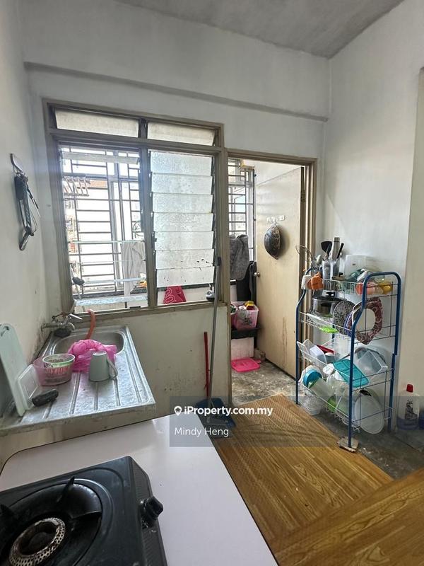 Flat for Sale in Flat Bukit Indah by Mindy Heng - iProperty.com.my